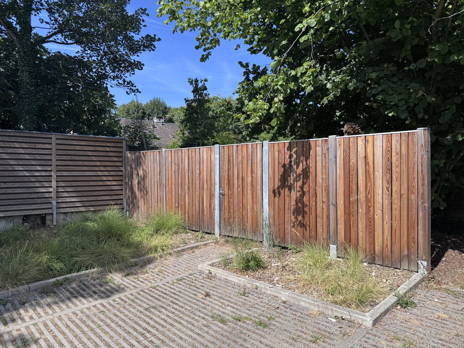 Clôture en bois, Clôture en mélèze, Pregny-Chambésy